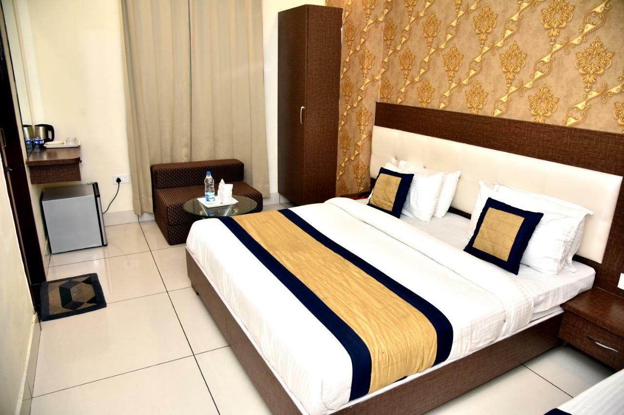 Hotel Oscar Amritsar Eksteriør bilde